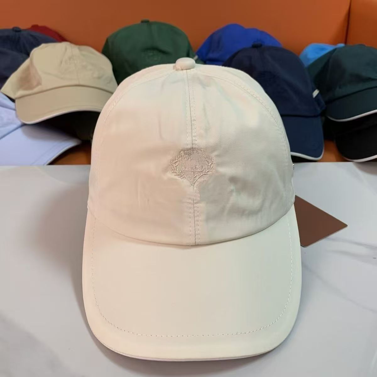 Baseball Cap Structured - Topi Bisbol Warna Solid Berkualitas Tinggi
